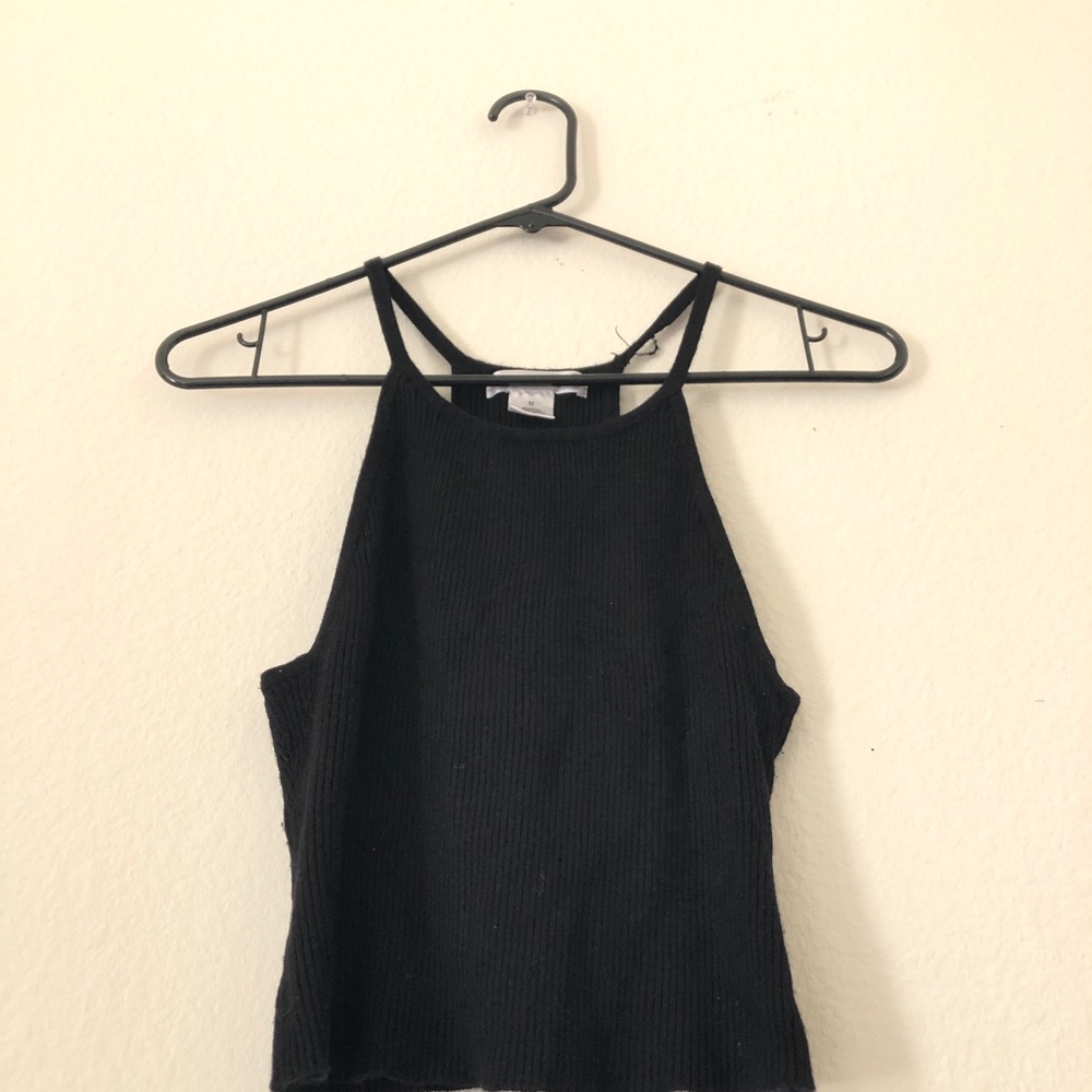 black stretchy crop top. worn once